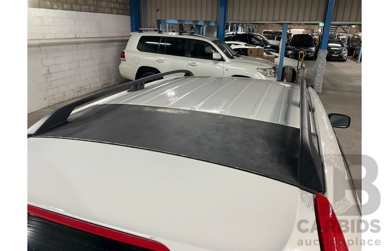 11/2003 Volvo XC90 2.5T (AWD) 4d Wagon White Turbo 2.5L