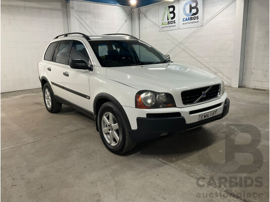 11/2003 Volvo XC90 2.5T (AWD) 4d Wagon White Turbo 2.5L