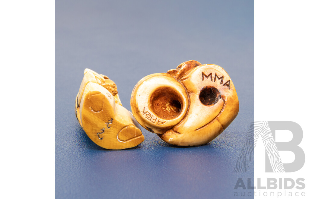 Pair of Vintage Japanese Netsuke Figures