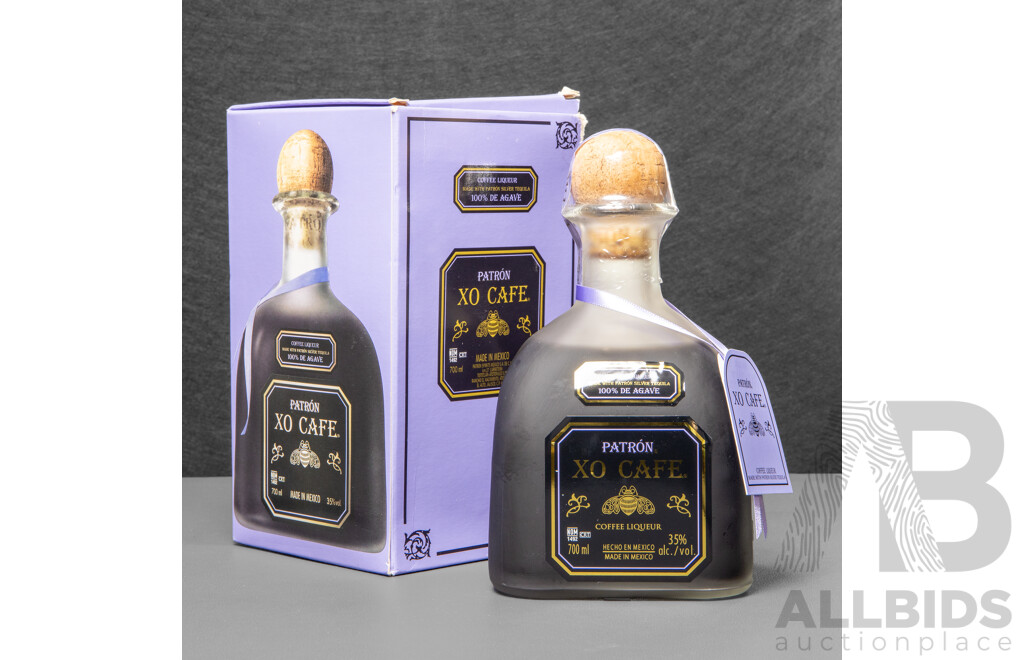 Patron XO Cafe Coffee Liqueur in Presentation Box