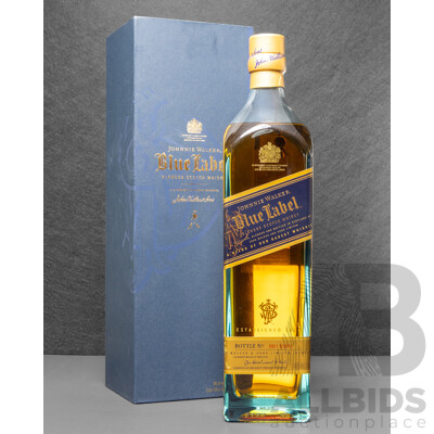 Johnnie Walker Blue Label Blended  Scotch Whisky in Presentation Box