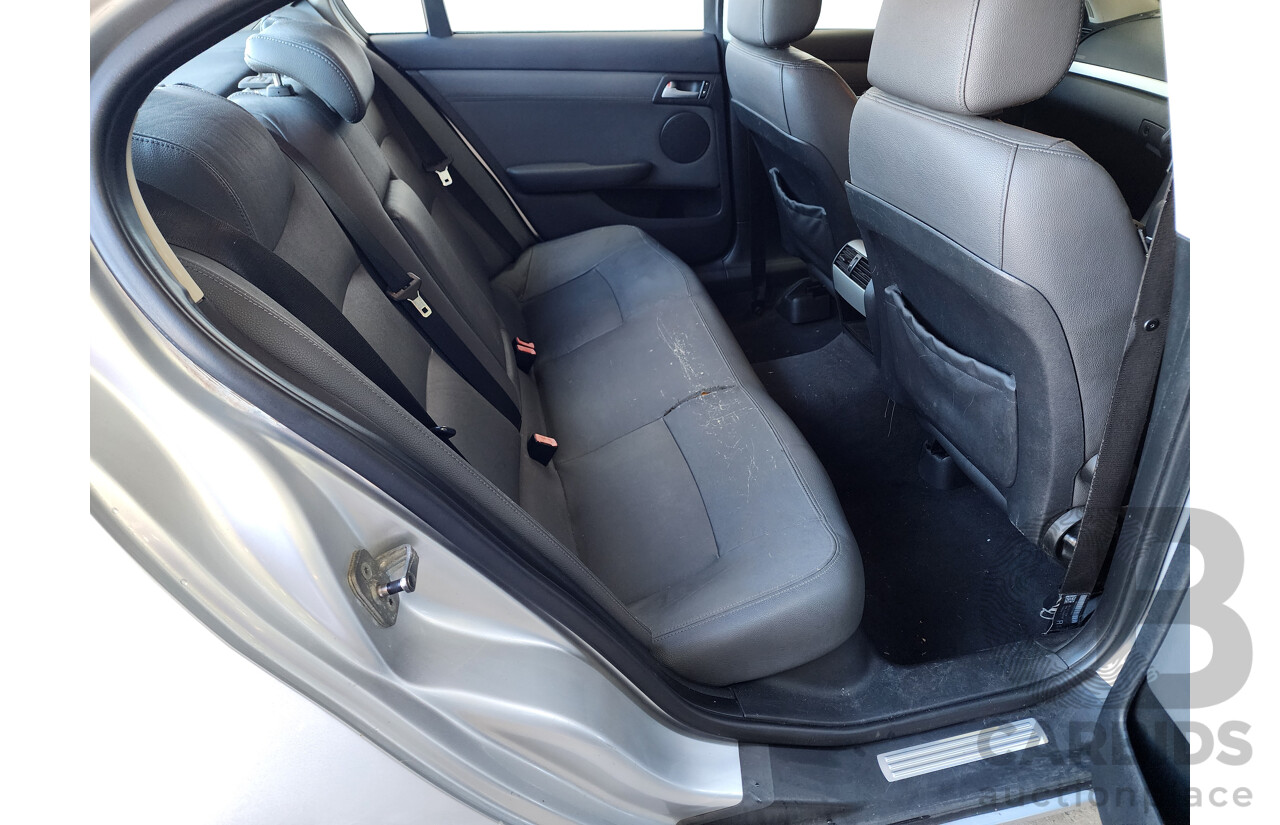 07/2008 Holden Commodore 60TH Anniversary VE MY09 4d Sedan Silver 3.6L