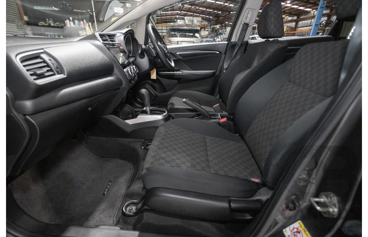 4/2016 Honda Jazz VTi GK MY16 5d Hatchback Dark Quartz Gray Metallic 1.5L