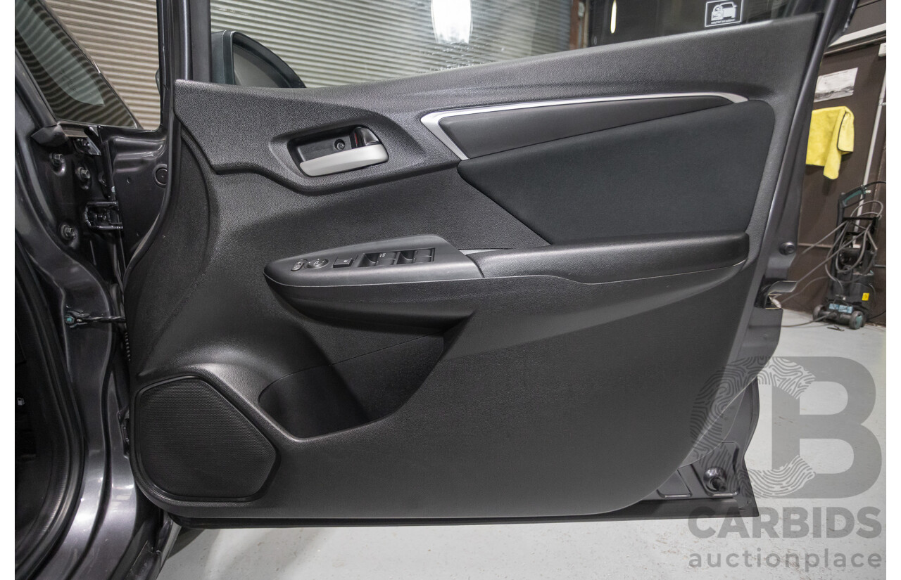 4/2016 Honda Jazz VTi GK MY16 5d Hatchback Dark Quartz Gray Metallic 1.5L