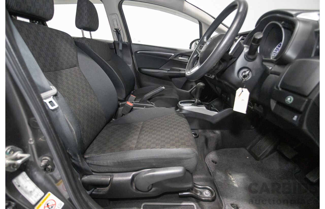 4/2016 Honda Jazz VTi GK MY16 5d Hatchback Dark Quartz Gray Metallic 1.5L