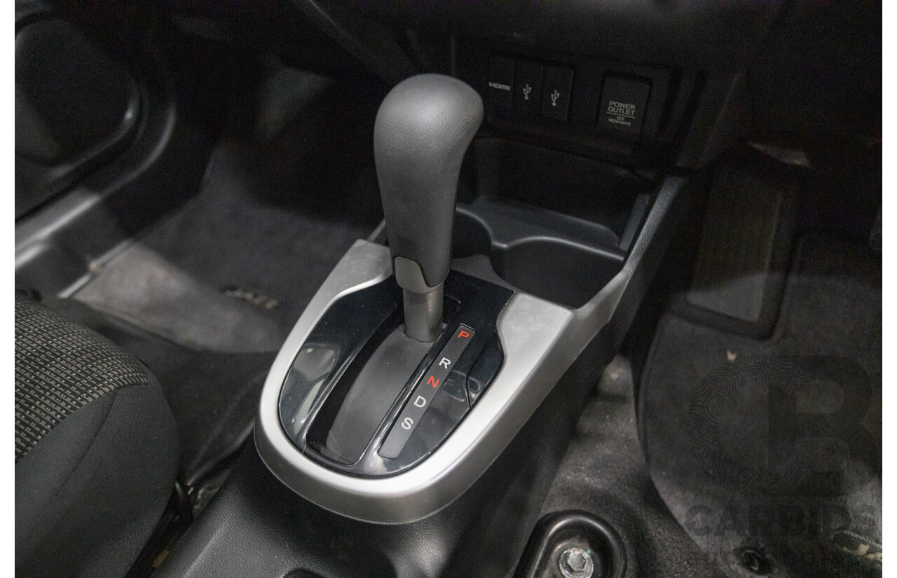 4/2016 Honda Jazz VTi GK MY16 5d Hatchback Dark Quartz Gray Metallic 1.5L