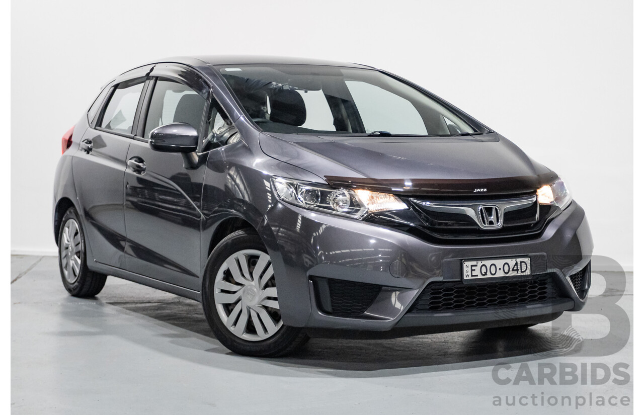 4/2016 Honda Jazz VTi GK MY16 5d Hatchback Dark Quartz Gray Metallic 1.5L