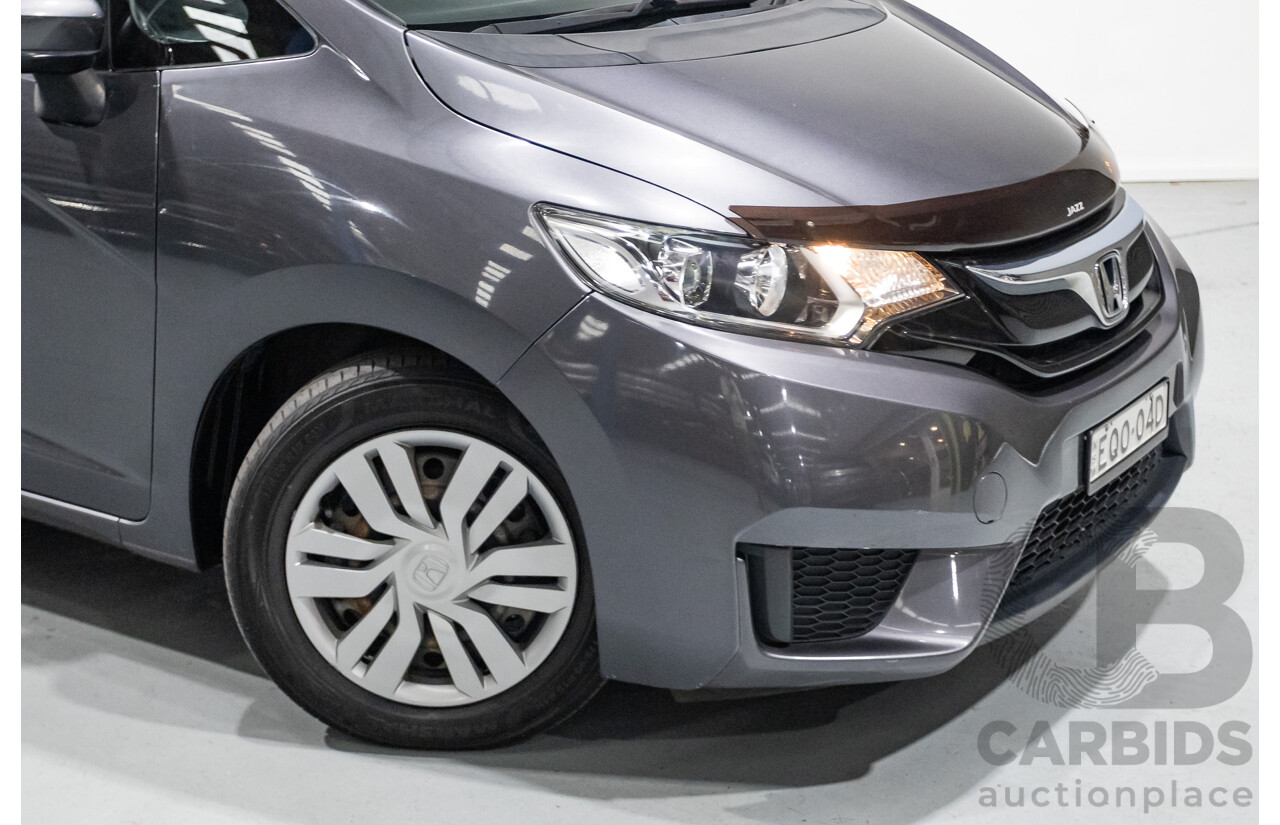 4/2016 Honda Jazz VTi GK MY16 5d Hatchback Dark Quartz Gray Metallic 1.5L