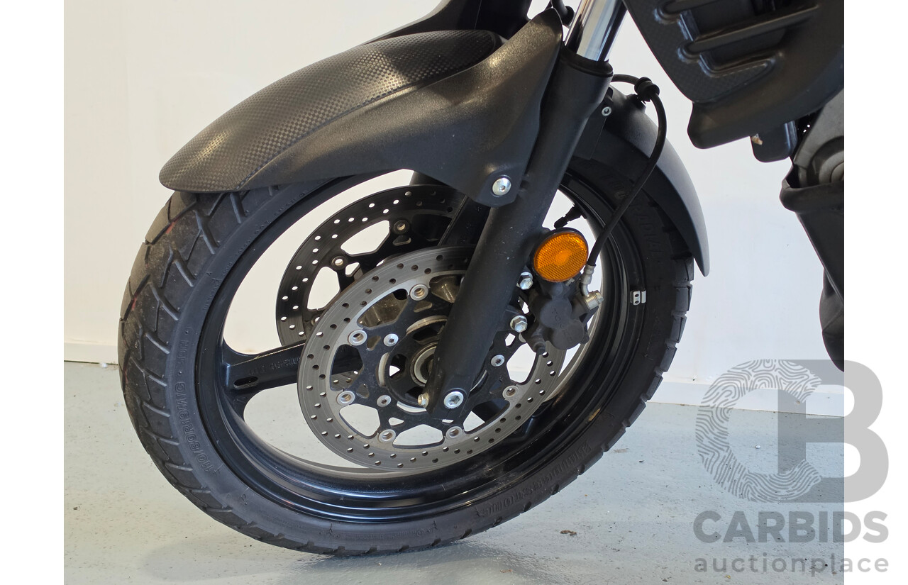 05/2015 Suzuki V-Strom 650 Motorcycle 645cc