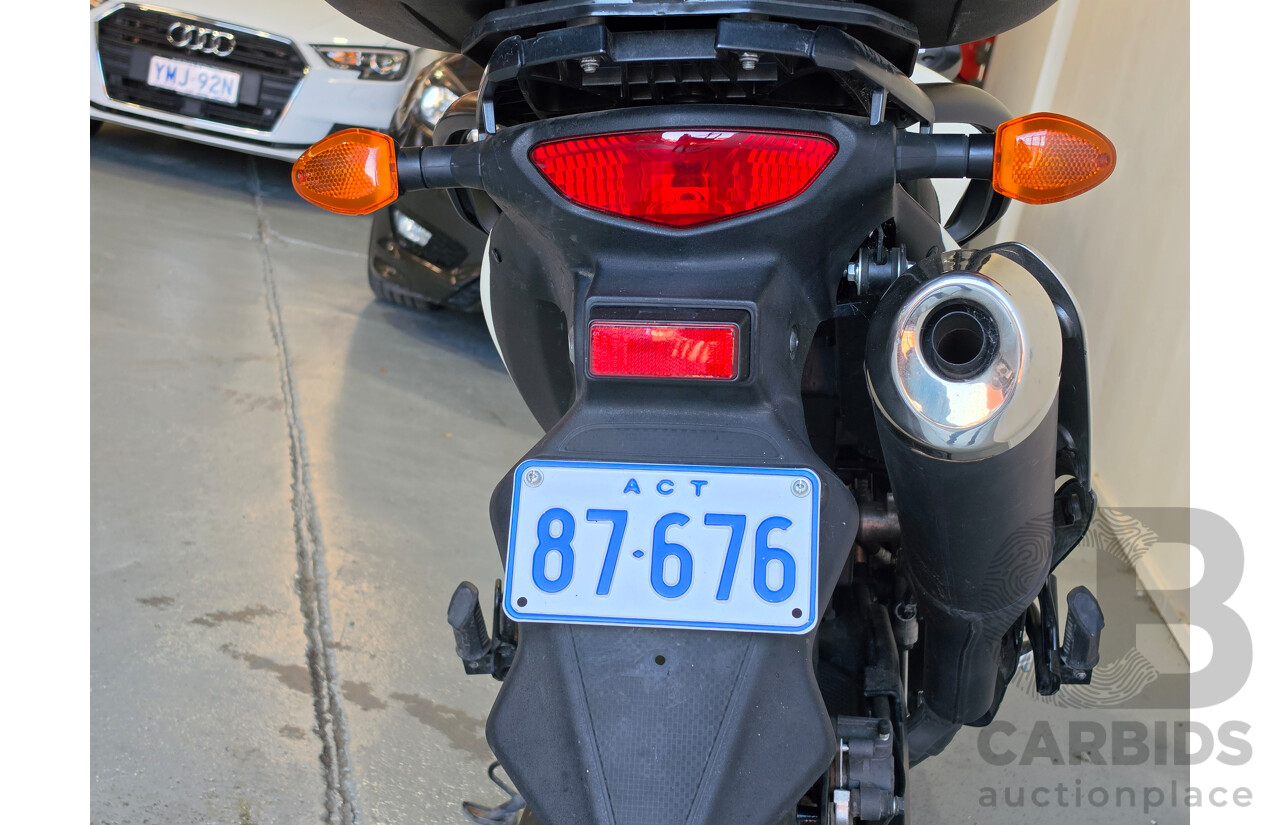 05/2015 Suzuki V-Strom 650 Motorcycle 645cc
