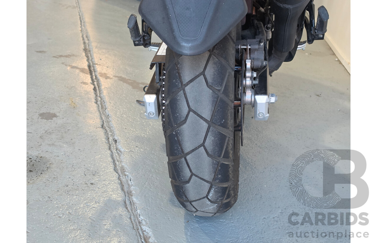 05/2015 Suzuki V-Strom 650 Motorcycle 645cc