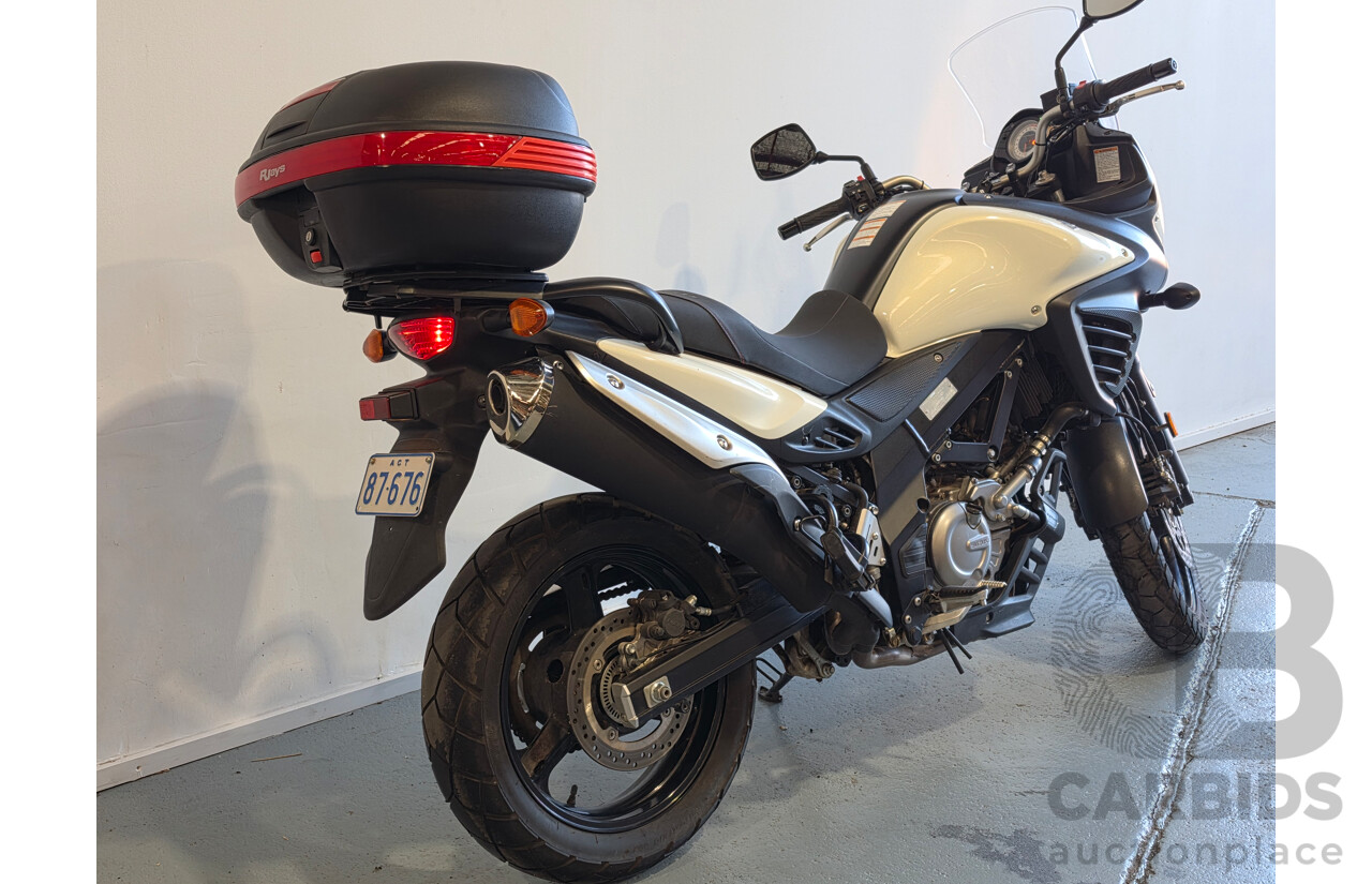 05/2015 Suzuki V-Strom 650 Motorcycle 645cc