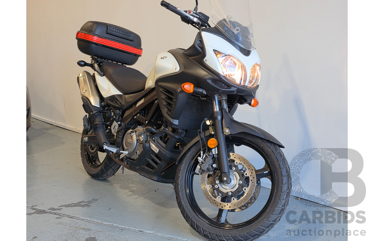 05/2015 Suzuki V-Strom 650 Motorcycle 645cc