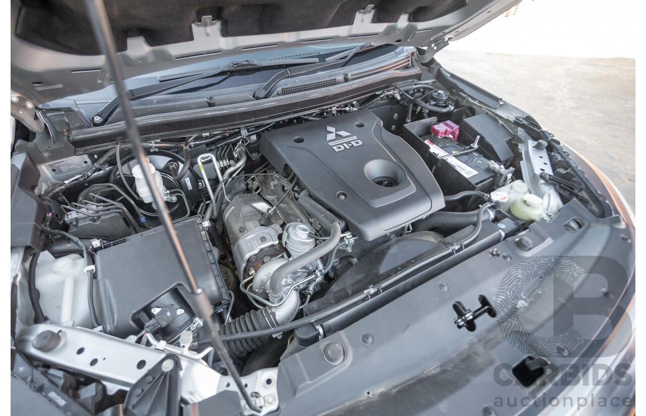9/2022 Mitsubishi Pajero Sport Exceed (4WD) QF MY22 4d Wagon Sterling Silver Metallic Turbo Diesel 2.4L - 7 Seater