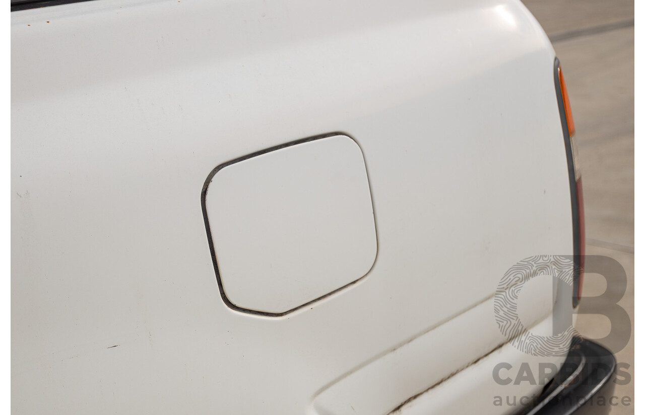 11/1993 Toyota Landcruiser DX (4x4) 4D Wagon Glacial White Diesel 4.2L