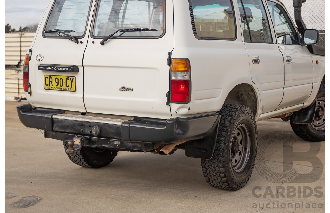 11/1993 Toyota Landcruiser DX (4x4) 4D Wagon Glacial White Diesel 4.2L