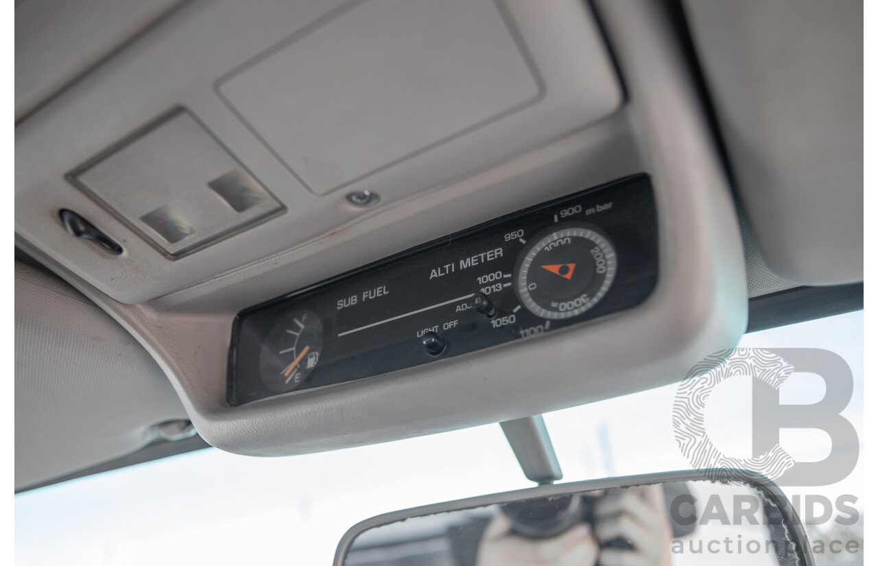 11/1993 Toyota Landcruiser DX (4x4) 4D Wagon Glacial White Diesel 4.2L