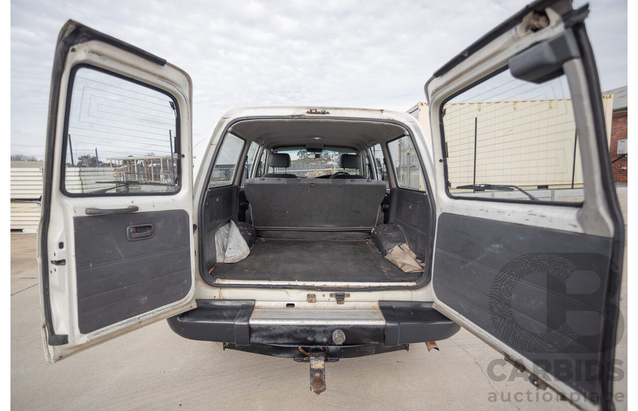 11/1993 Toyota Landcruiser DX (4x4) 4D Wagon Glacial White Diesel 4.2L