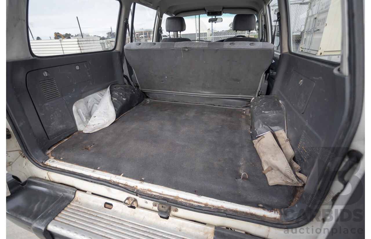 11/1993 Toyota Landcruiser DX (4x4) 4D Wagon Glacial White Diesel 4.2L