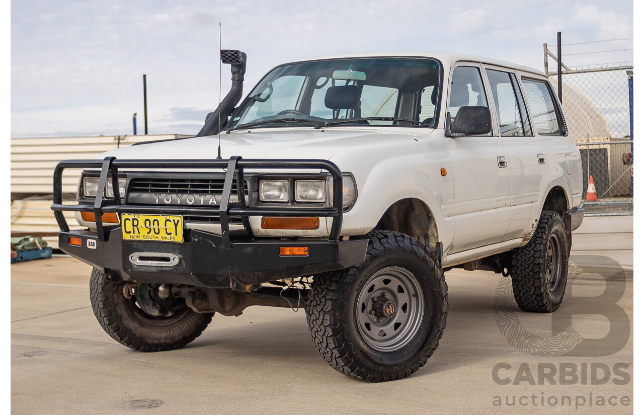 11/1993 Toyota Landcruiser DX (4x4) 4D Wagon Glacial White Diesel 4.2L
