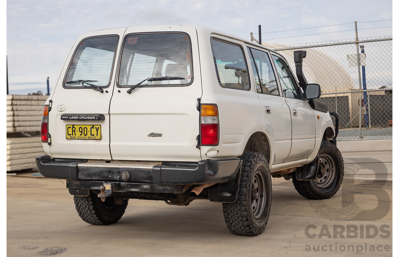 11/1993 Toyota Landcruiser DX (4x4) 4D Wagon Glacial White Diesel 4.2L