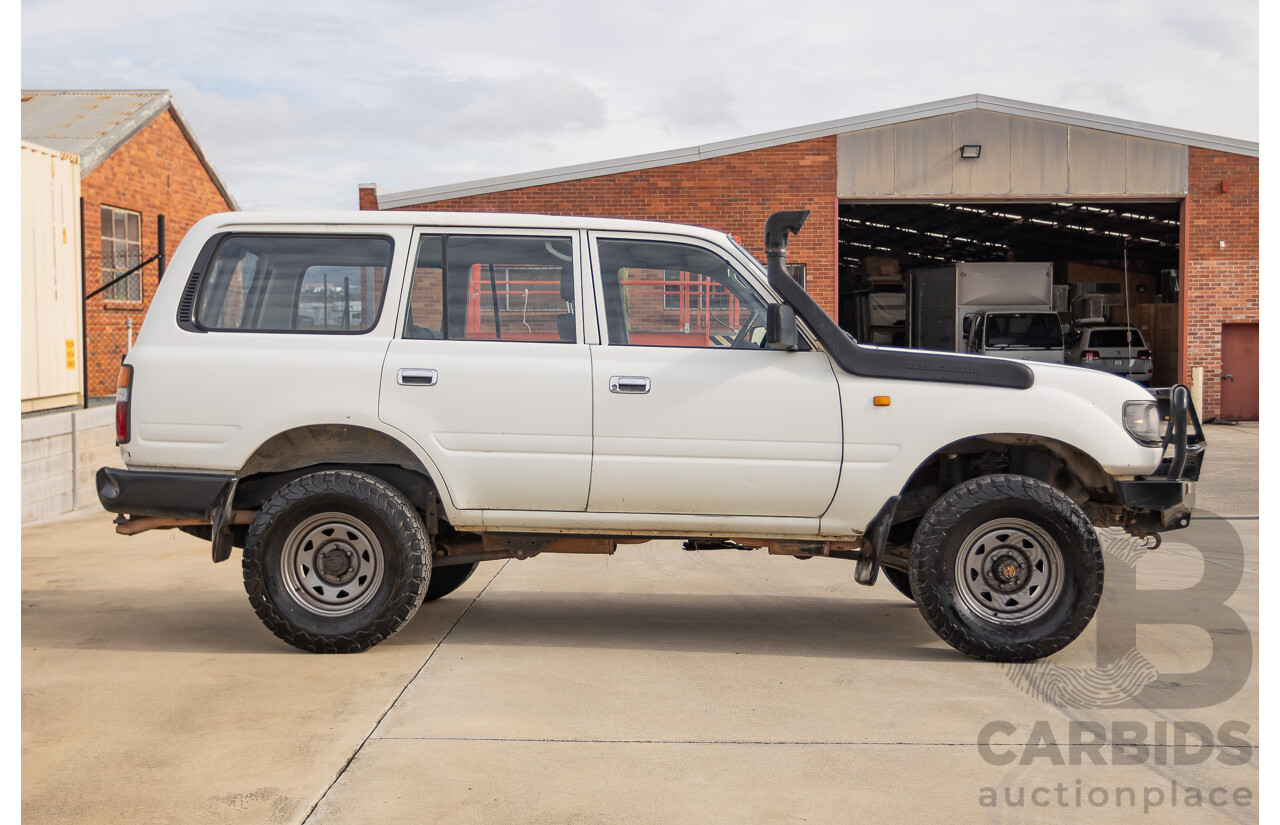 11/1993 Toyota Landcruiser DX (4x4) 4D Wagon Glacial White Diesel 4.2L