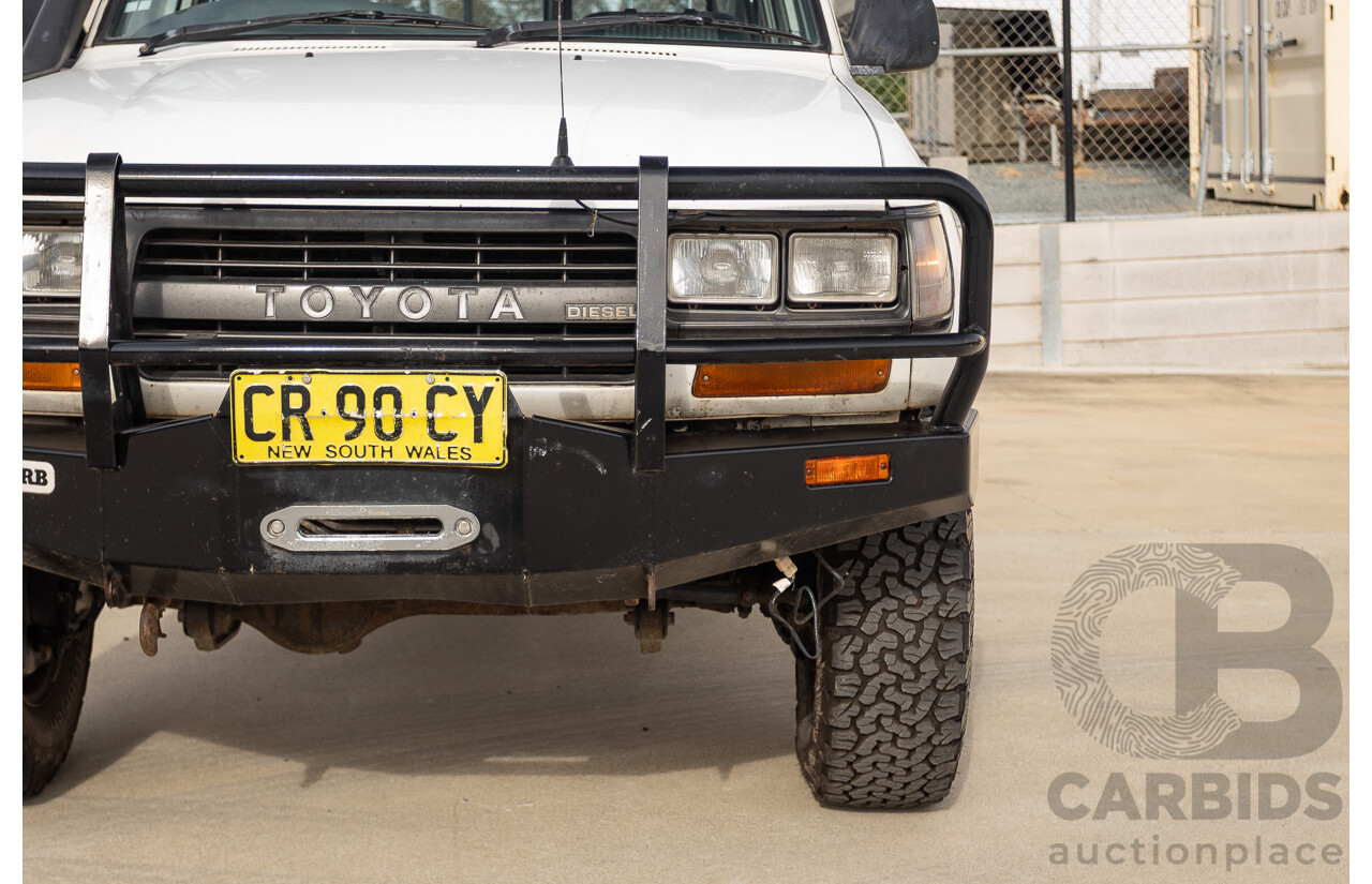 11/1993 Toyota Landcruiser DX (4x4) 4D Wagon Glacial White Diesel 4.2L