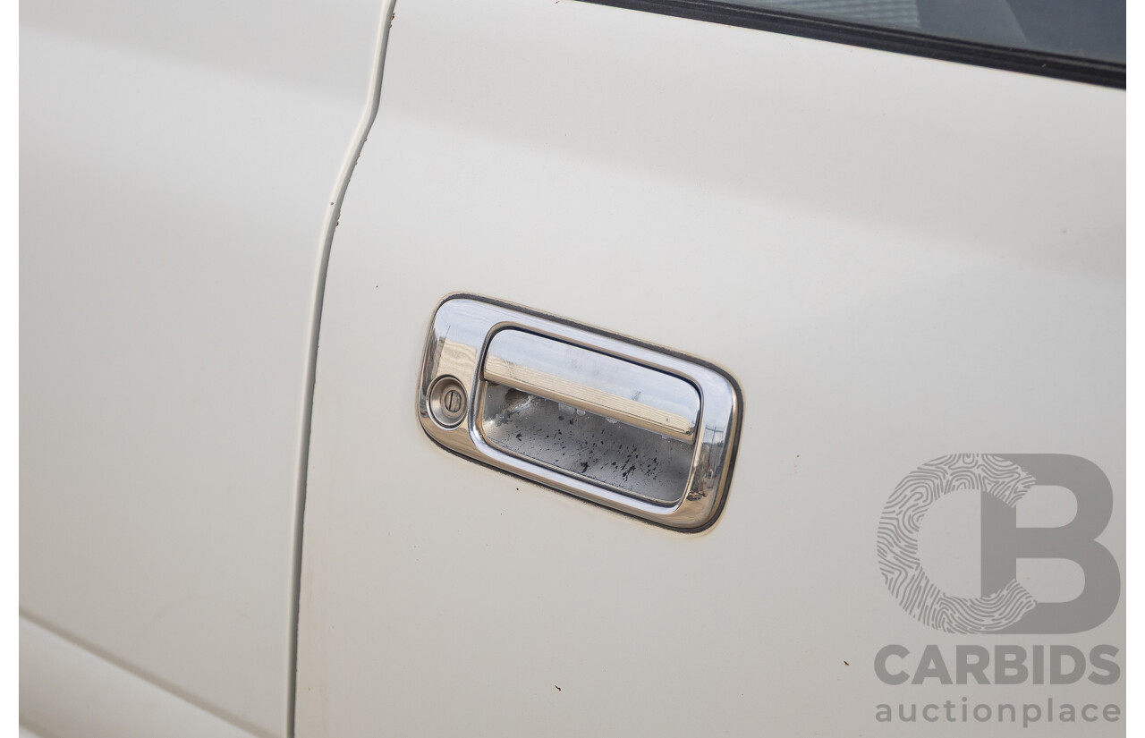 11/1993 Toyota Landcruiser DX (4x4) 4D Wagon Glacial White Diesel 4.2L