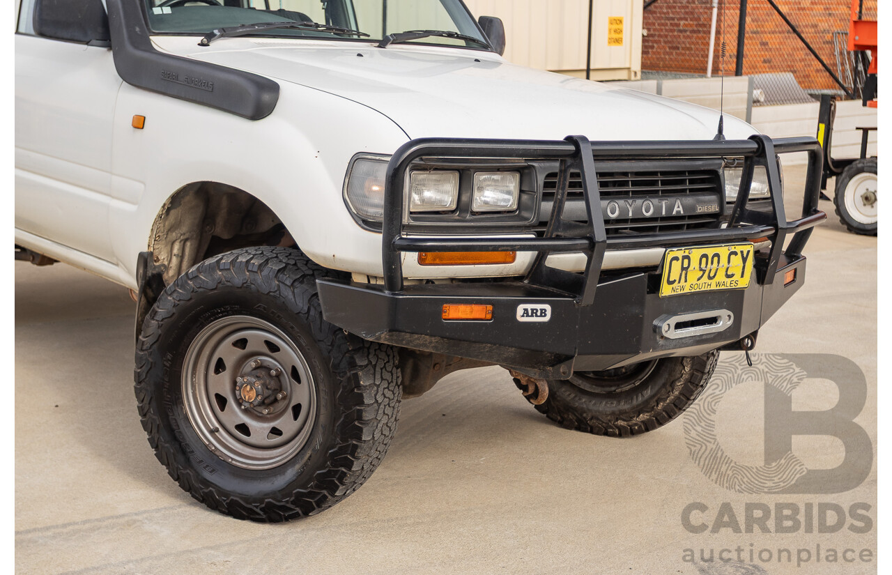 11/1993 Toyota Landcruiser DX (4x4) 4D Wagon Glacial White Diesel 4.2L