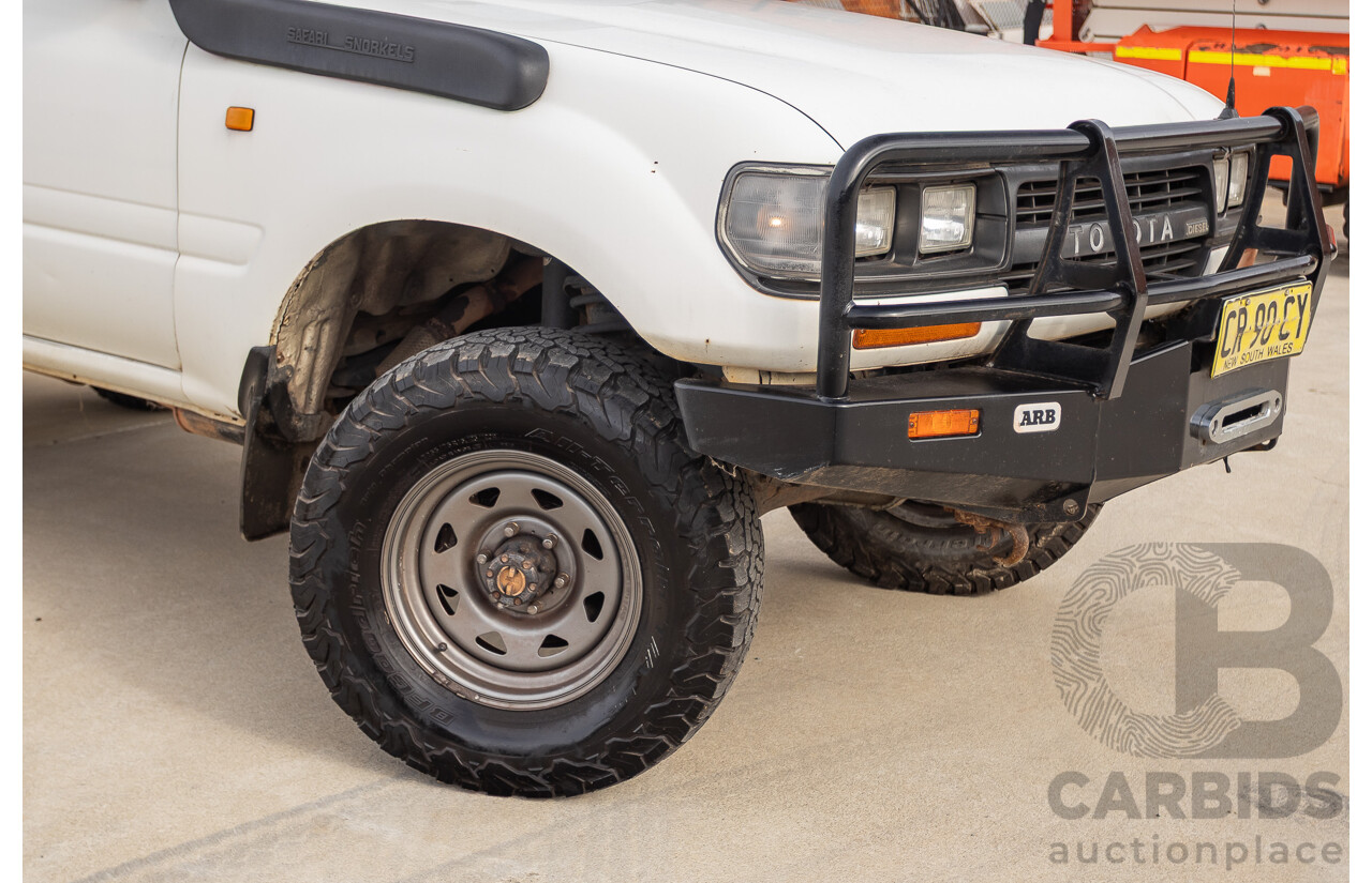 11/1993 Toyota Landcruiser DX (4x4) 4D Wagon Glacial White Diesel 4.2L