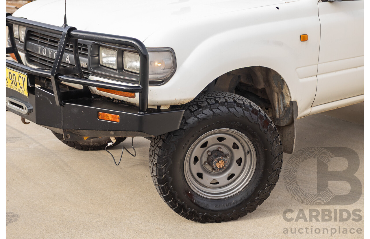 11/1993 Toyota Landcruiser DX (4x4) 4D Wagon Glacial White Diesel 4.2L