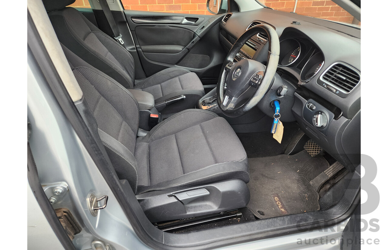 02/2009 Volkswagen Golf 2.0 TDI Pacific 1K MY09 5d Hatchback Silver 2.0L
