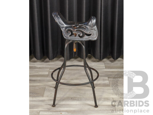 1661985 · Rustic Cast Iron Saddle Bar Stool