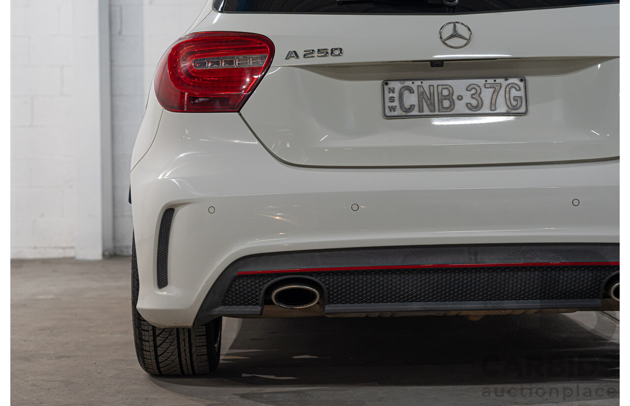 06/2013 Mercedes-Benz A250 SPORT FWD 176 5D Hatchback Cirrus White 2.0L