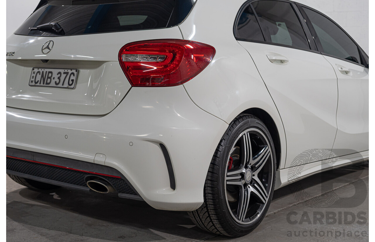 06/2013 Mercedes-Benz A250 SPORT FWD 176 5D Hatchback Cirrus White 2.0L