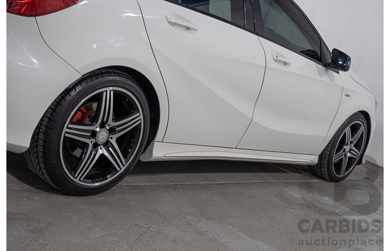 06/2013 Mercedes-Benz A250 SPORT FWD 176 5D Hatchback Cirrus White 2.0L