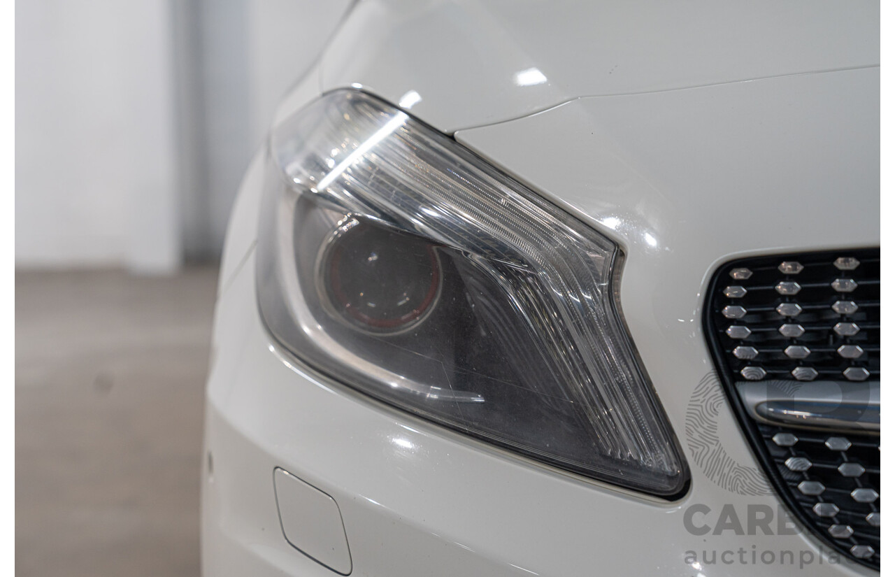 06/2013 Mercedes-Benz A250 SPORT FWD 176 5D Hatchback Cirrus White 2.0L
