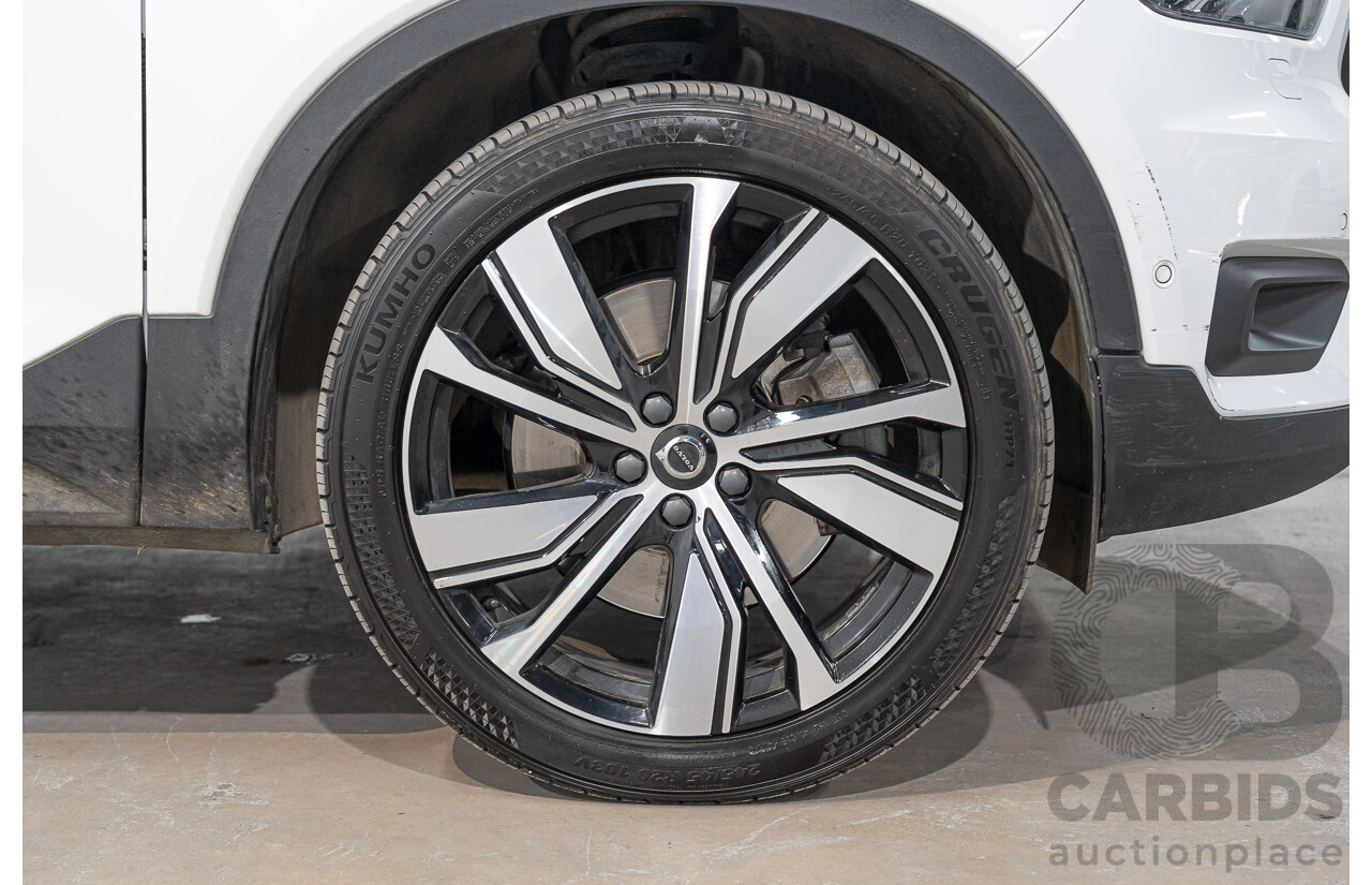 05/2022 Volvo XC40 Recharge Phev 536 MY22 4d Wagon Snow White 1.5L