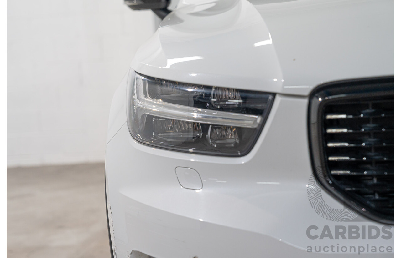 05/2022 Volvo XC40 Recharge Phev 536 MY22 4d Wagon Snow White 1.5L