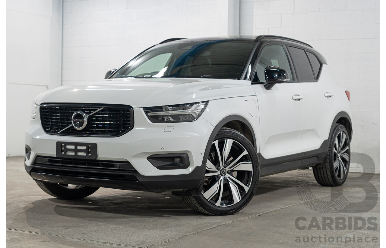 05/2022 Volvo XC40 Recharge Phev 536 MY22 4d Wagon Snow White 1.5L