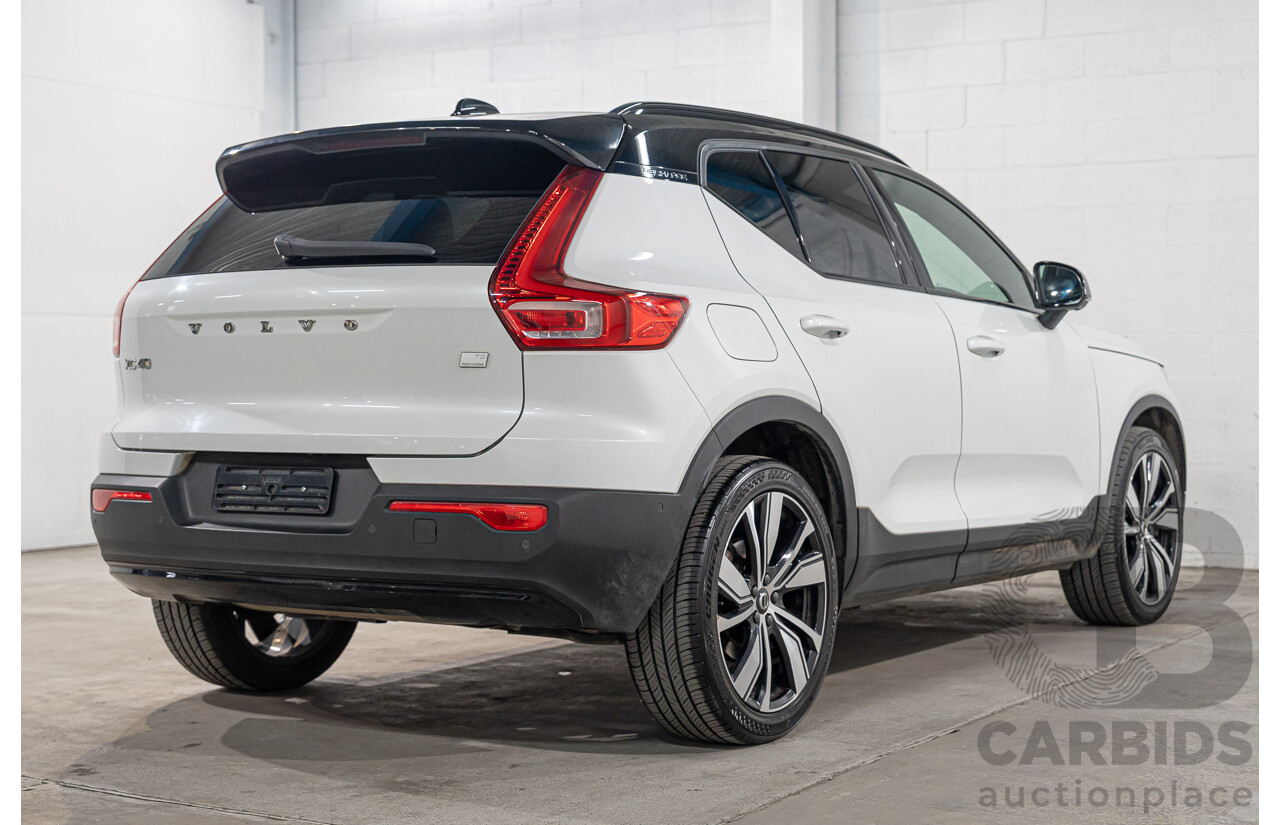 05/2022 Volvo XC40 Recharge Phev 536 MY22 4d Wagon Snow White 1.5L