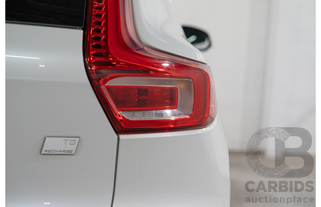 05/2022 Volvo XC40 Recharge Phev 536 MY22 4d Wagon Snow White 1.5L