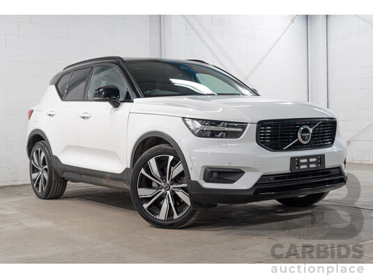 05/2022 Volvo XC40 Recharge Phev 536 MY22 4d Wagon Snow White 1.5L