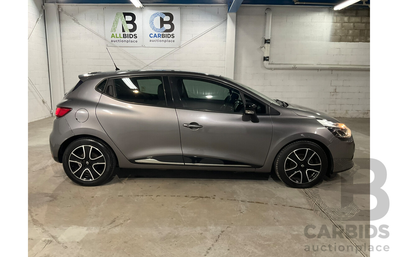 05/2015 Renault Clio Expression X98 5d Hatchback Grey 1.2L