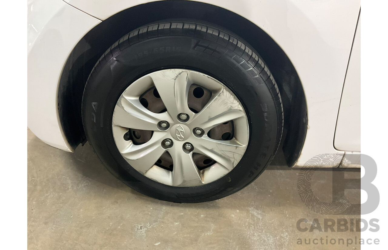 06/2014 Hyundai Elantra Active MD Series 3 4d Sedan White 1.8L