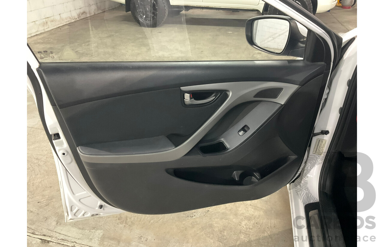 06/2014 Hyundai Elantra Active MD Series 3 4d Sedan White 1.8L