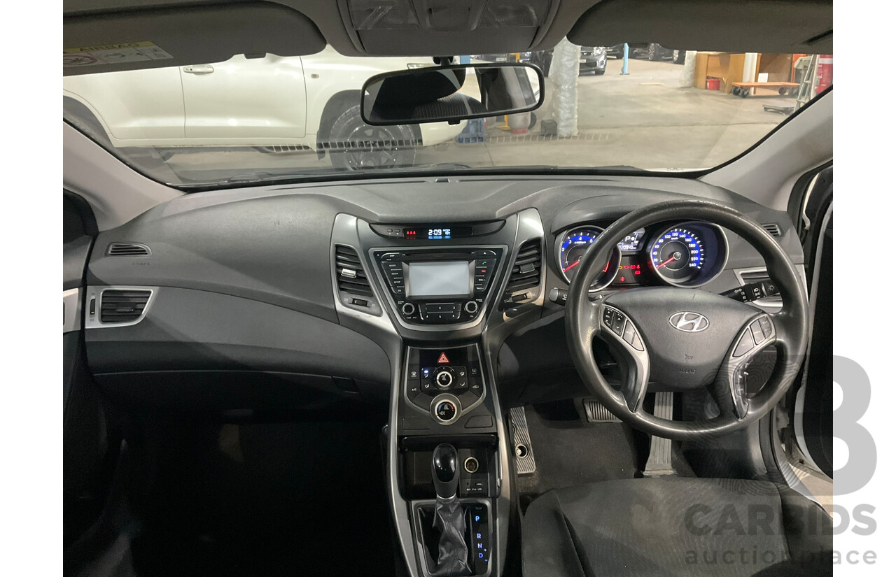 06/2014 Hyundai Elantra Active MD Series 3 4d Sedan White 1.8L