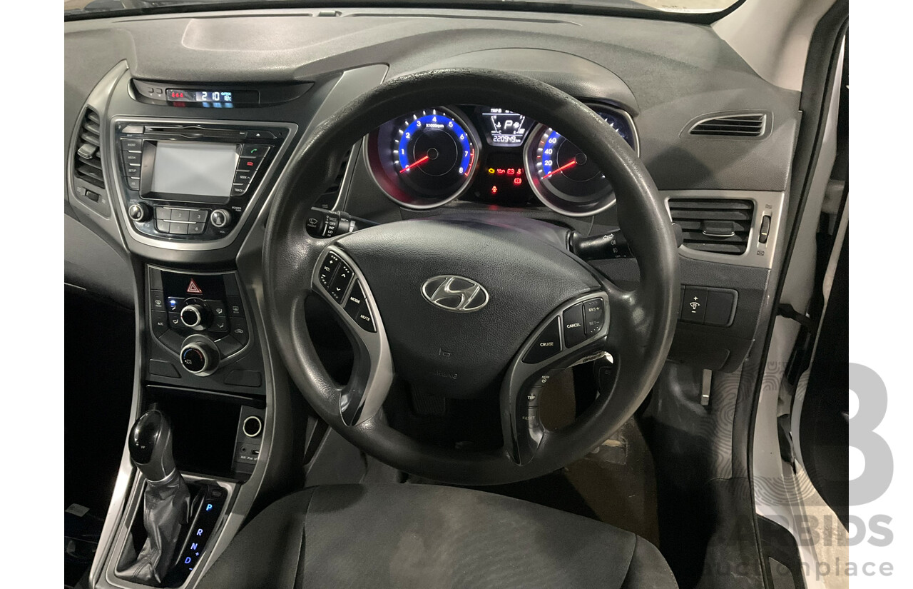 06/2014 Hyundai Elantra Active MD Series 3 4d Sedan White 1.8L