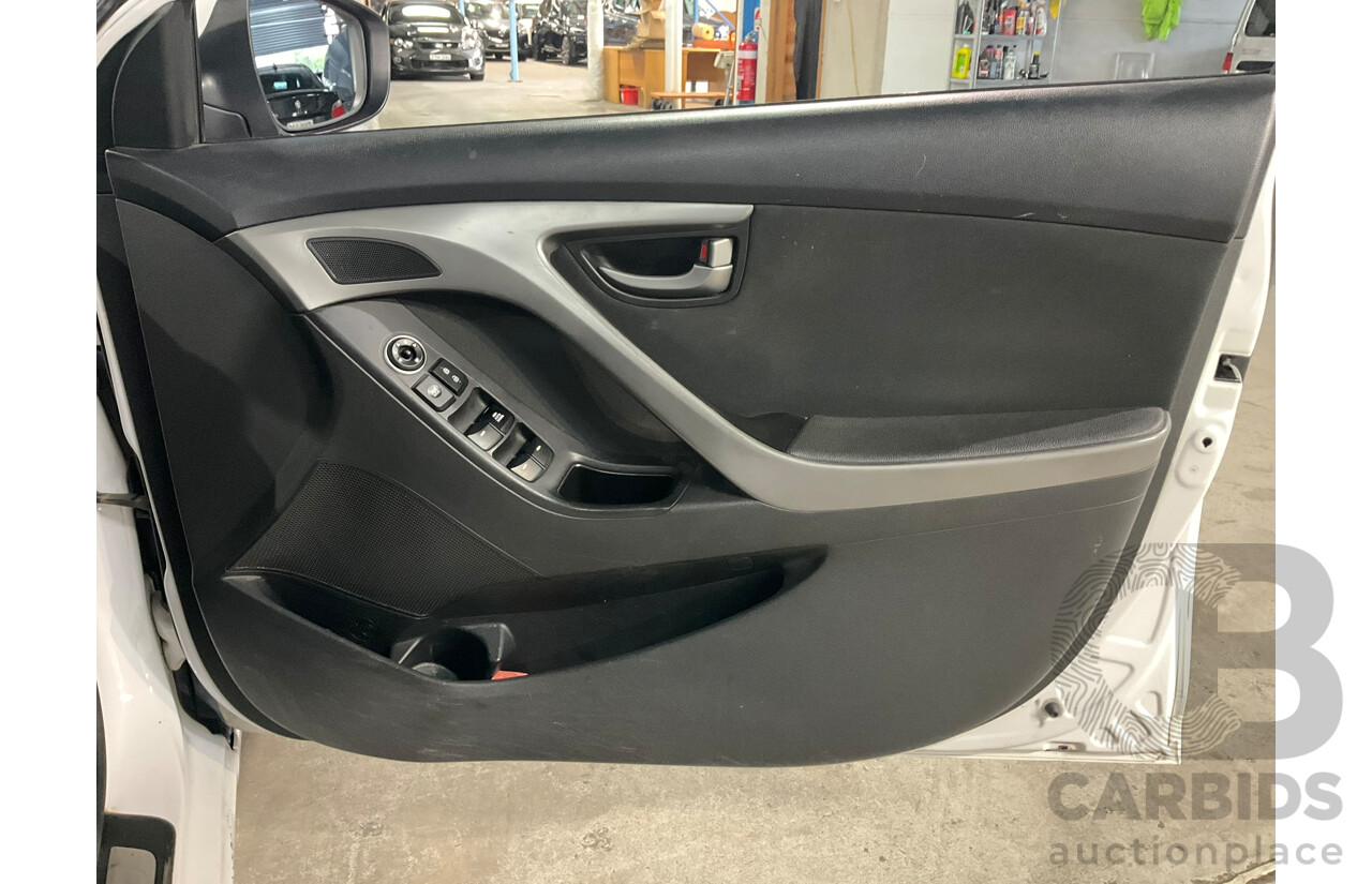 06/2014 Hyundai Elantra Active MD Series 3 4d Sedan White 1.8L