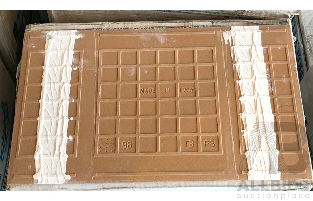 Azzuro Macauda Gloss Italian 200mm X 333mm Ceramic Wall Tiles - 27.0m2 - Brand New - ORP $1755.00